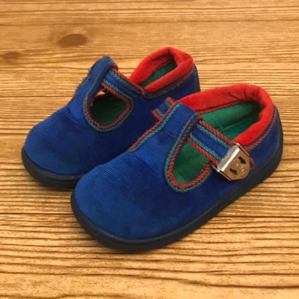 Clarks doodles kids suede slip on shoes size 5